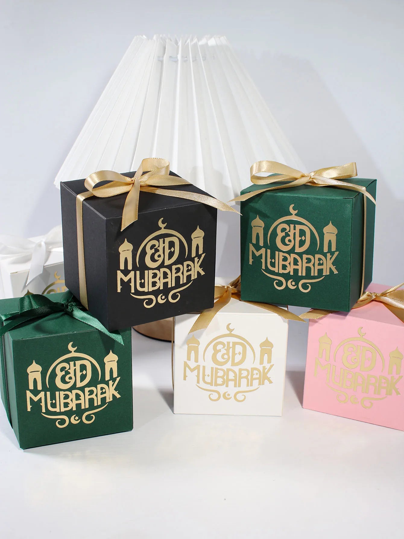 8cmx8cmx8cm 'Eid Mubarak' Gift Boxes (Pink/White/Black/Green)
